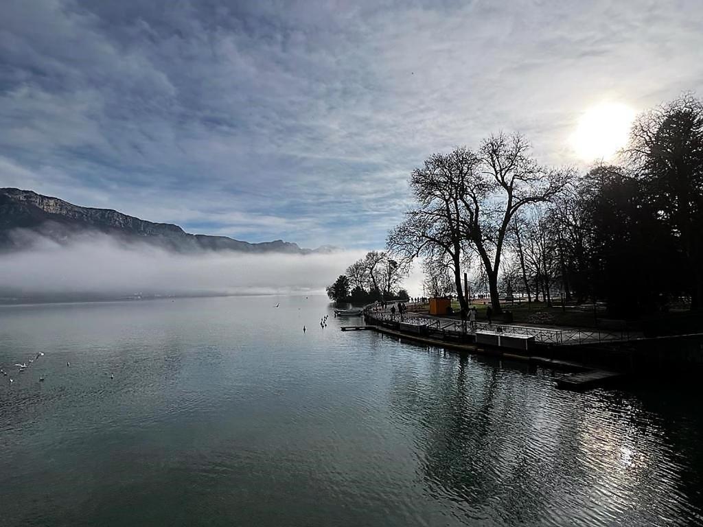 Logis Annecy Nord / Hotel