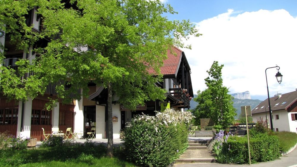 Logis Annecy Nord / Hotel