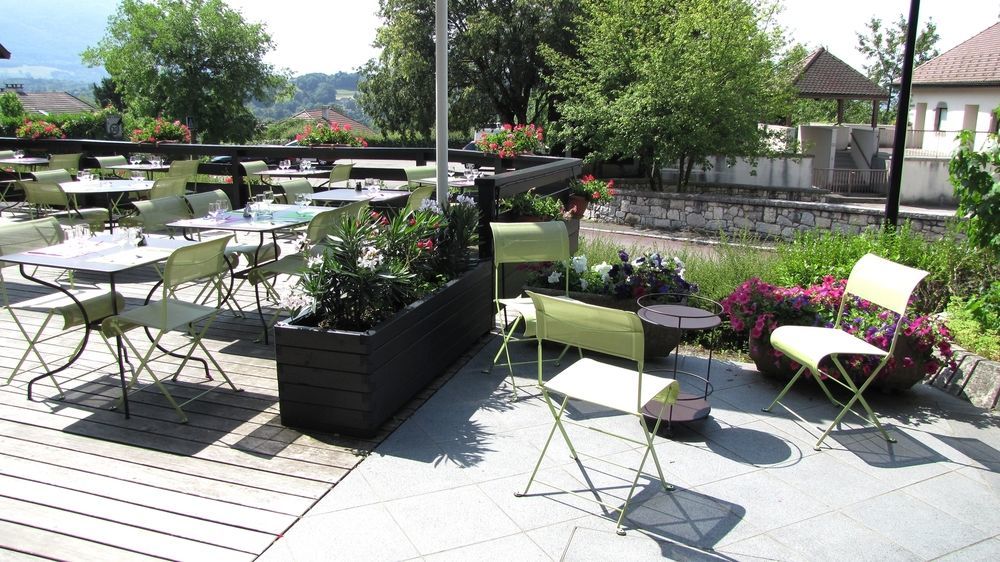 Logis Annecy Nord / Hotel